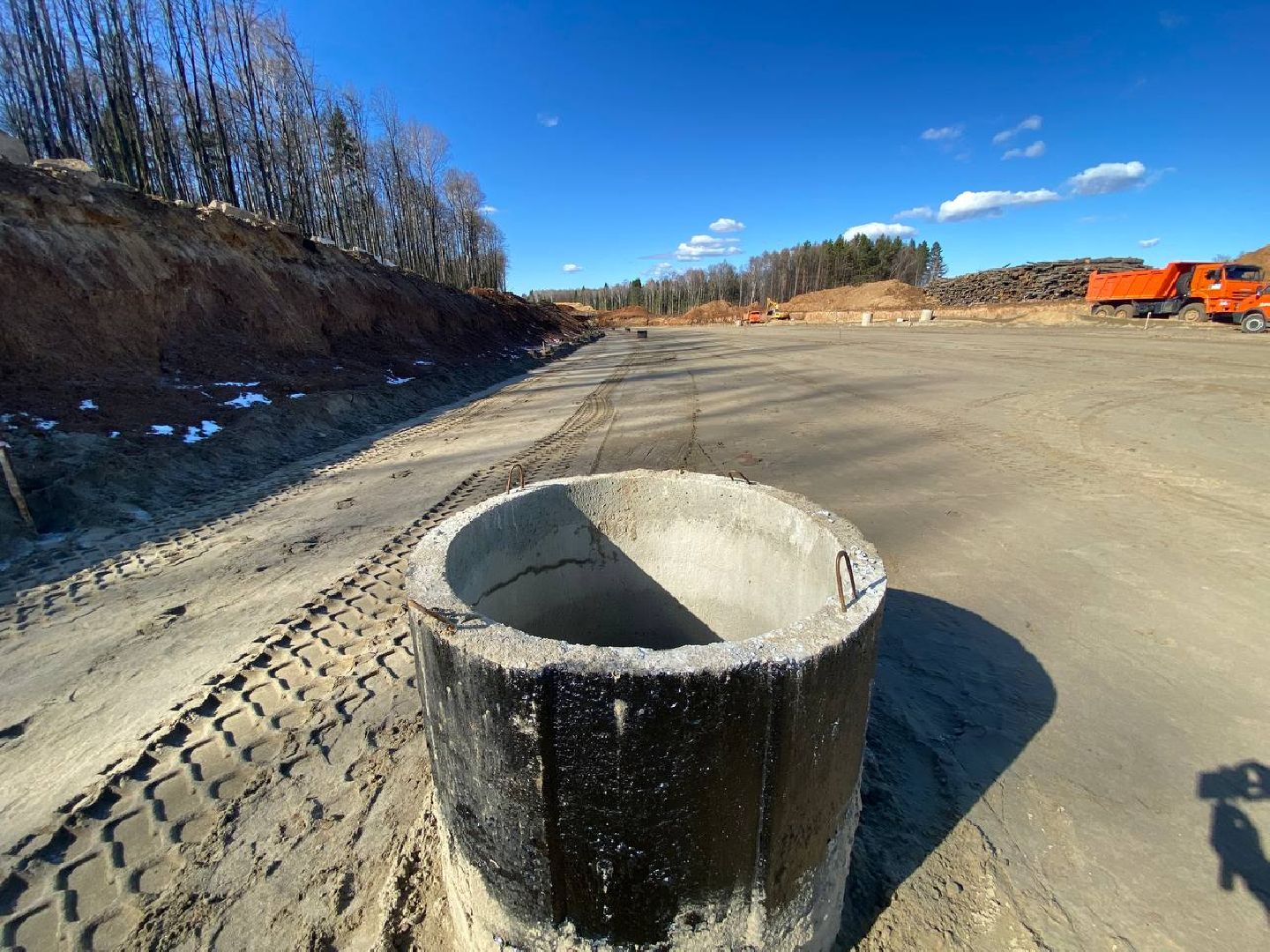 строительство в Красногрске, дублел пятницкого шоссе, строительство дороги,