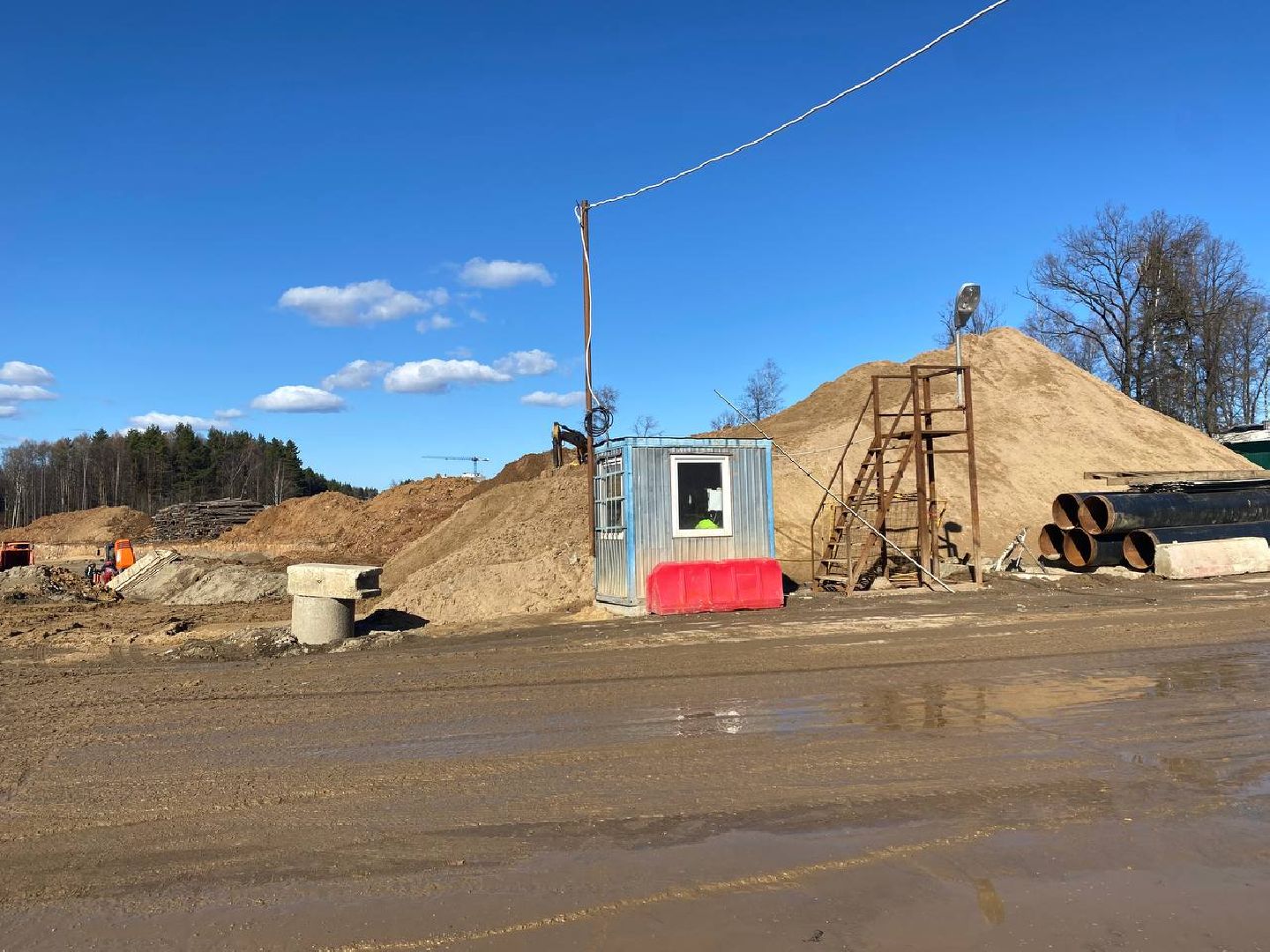 строительство в Красногрске, дублел пятницкого шоссе, строительство дороги,