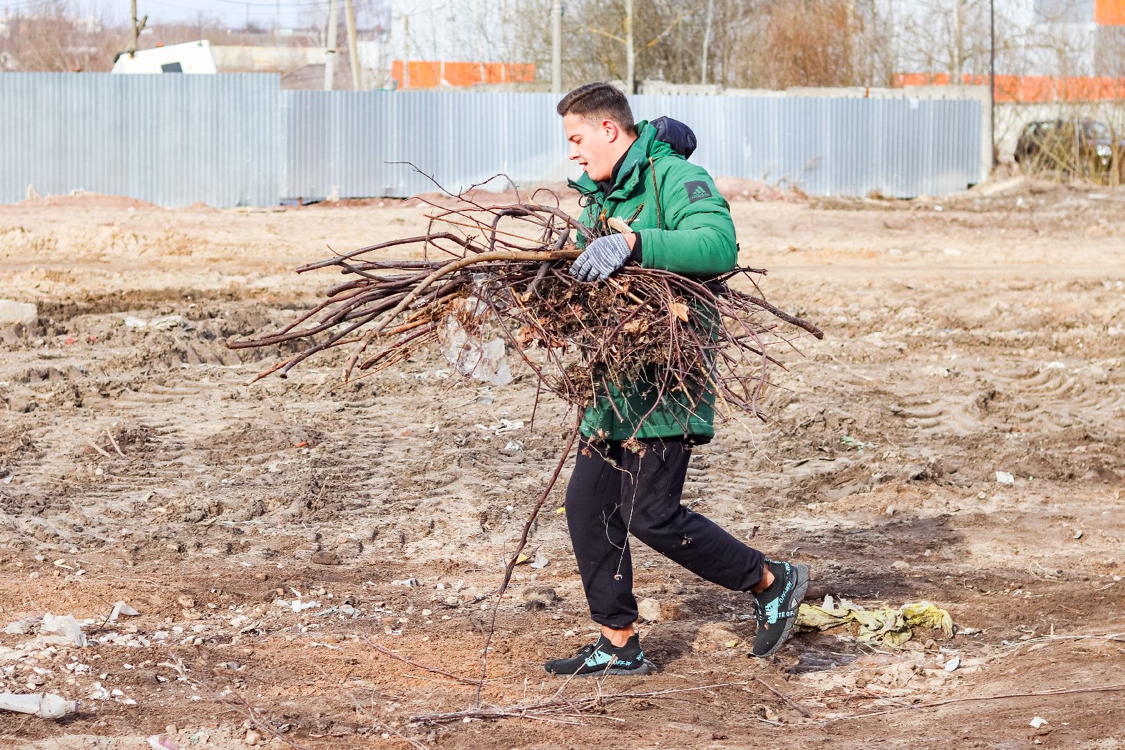 Клин, общество, субботники, благоустройство, опиловка деревьев,