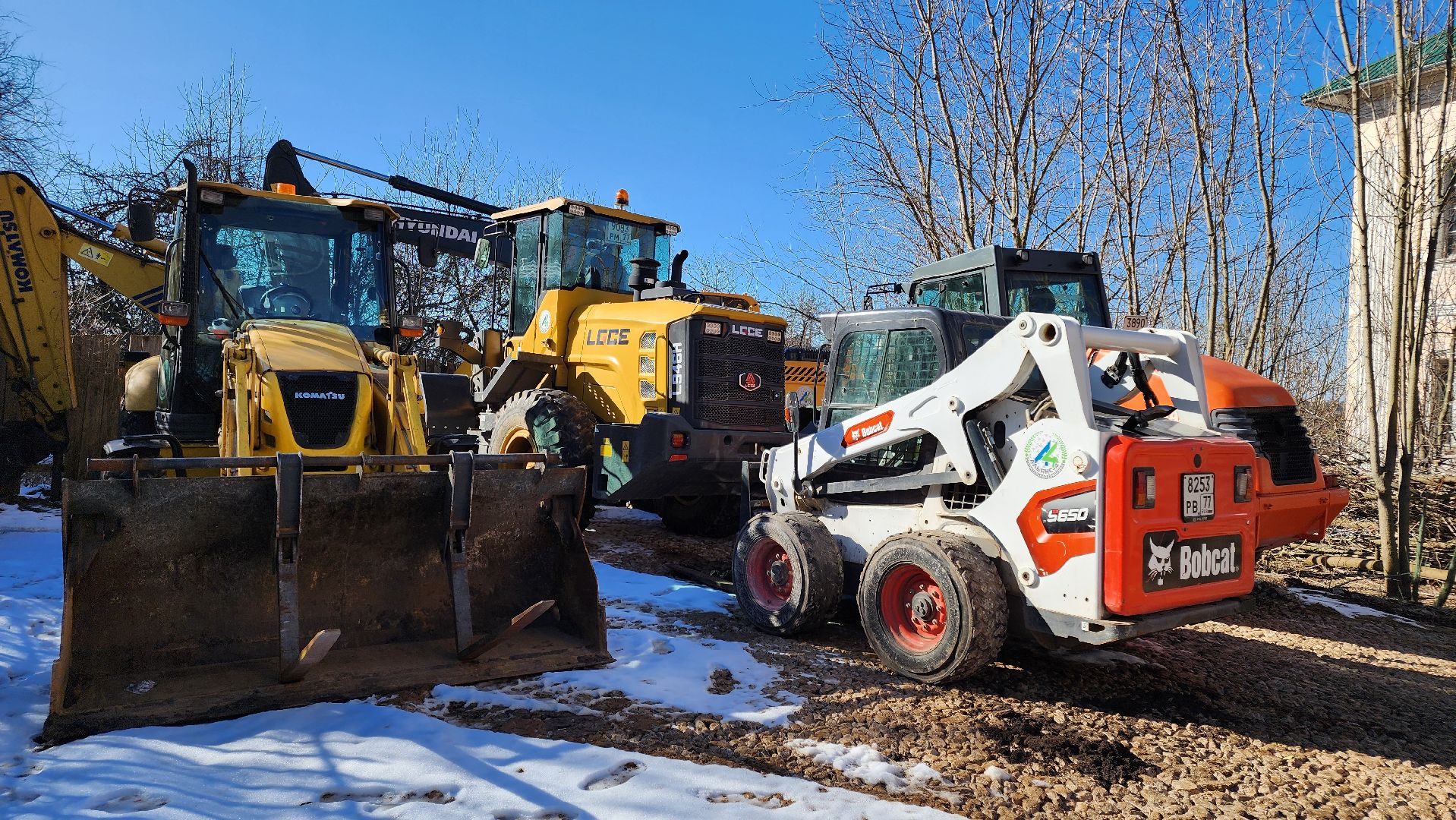 кашира, благоустройство, летний сад, сквер пушкина, советская, набережная, минипогрузчик, трактор,