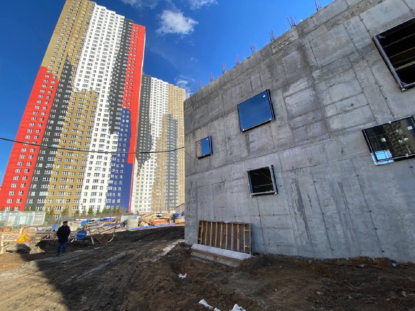 школа1100, новая школа в Павшинской пойме, новая школа в Красногорске, строителсьтво, строительство школы,