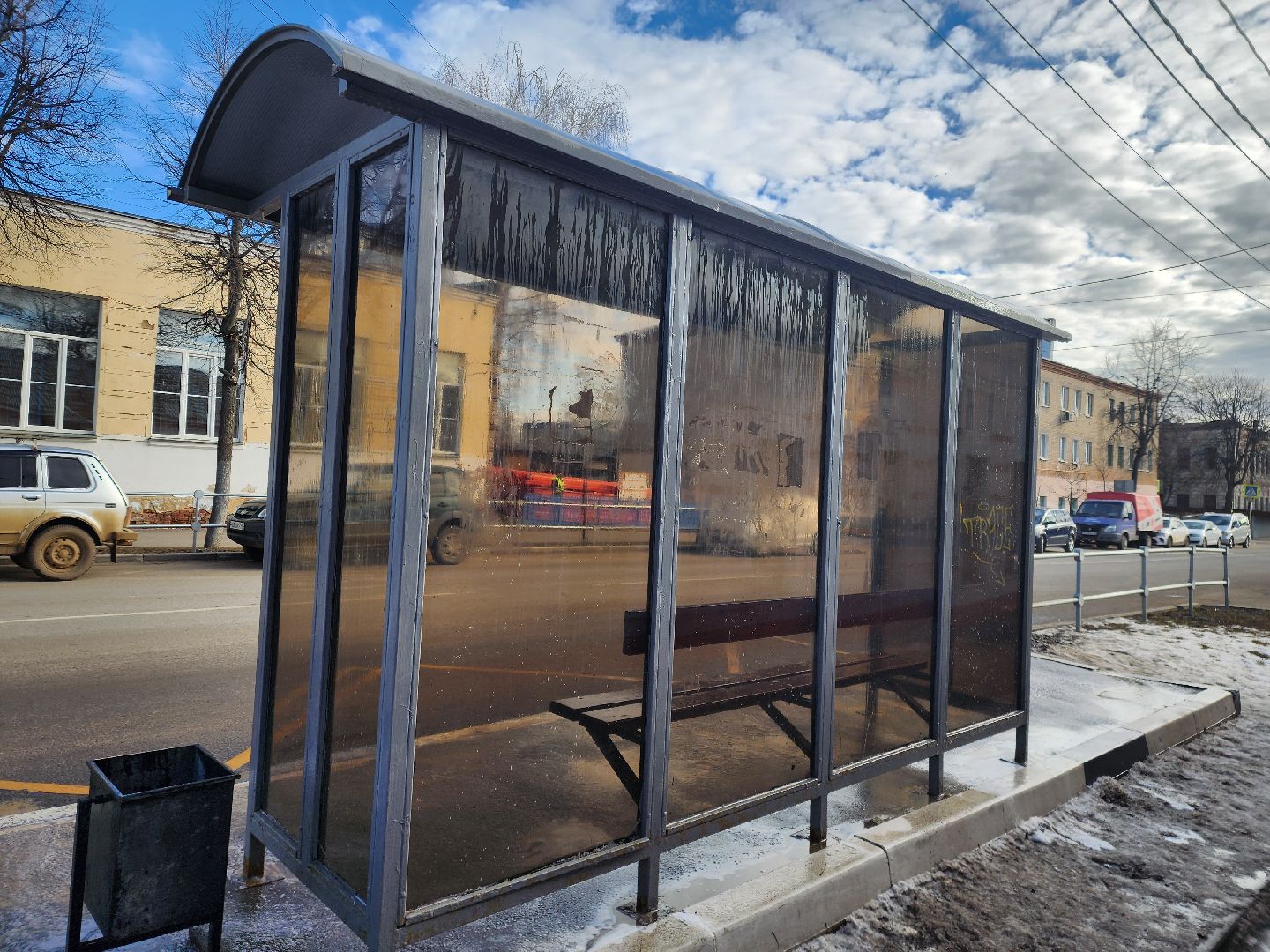 Зарайск, весенне-летняя уборка, мойка остановок,