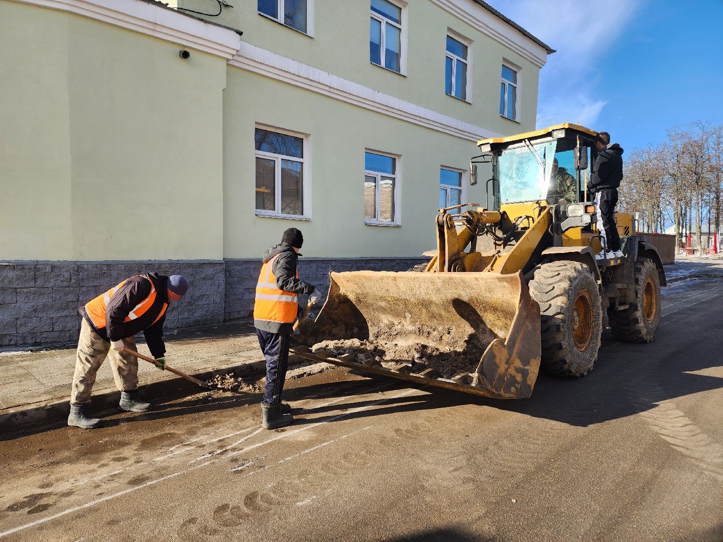 зарайск, дороги, весенняя уборка, уборка улиц Зарайска,