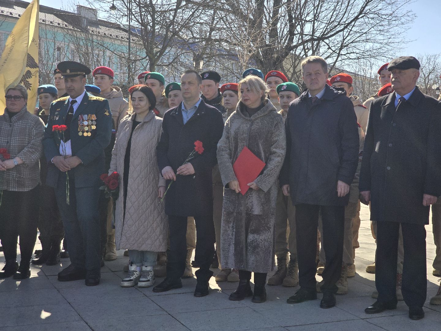Коломна, выставка под открытым небом, герои сво, вертикалки,