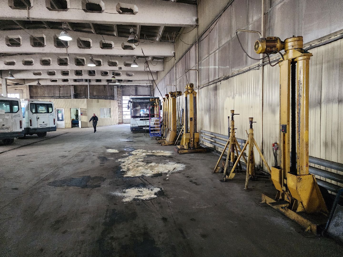 Чехов, мострансавто, общественный транспорт, автобусы, техническое состояние, ремонт, обслуживание, новые автобусы, комиссия, проверка, инспекция, глава округа михаил собакин,