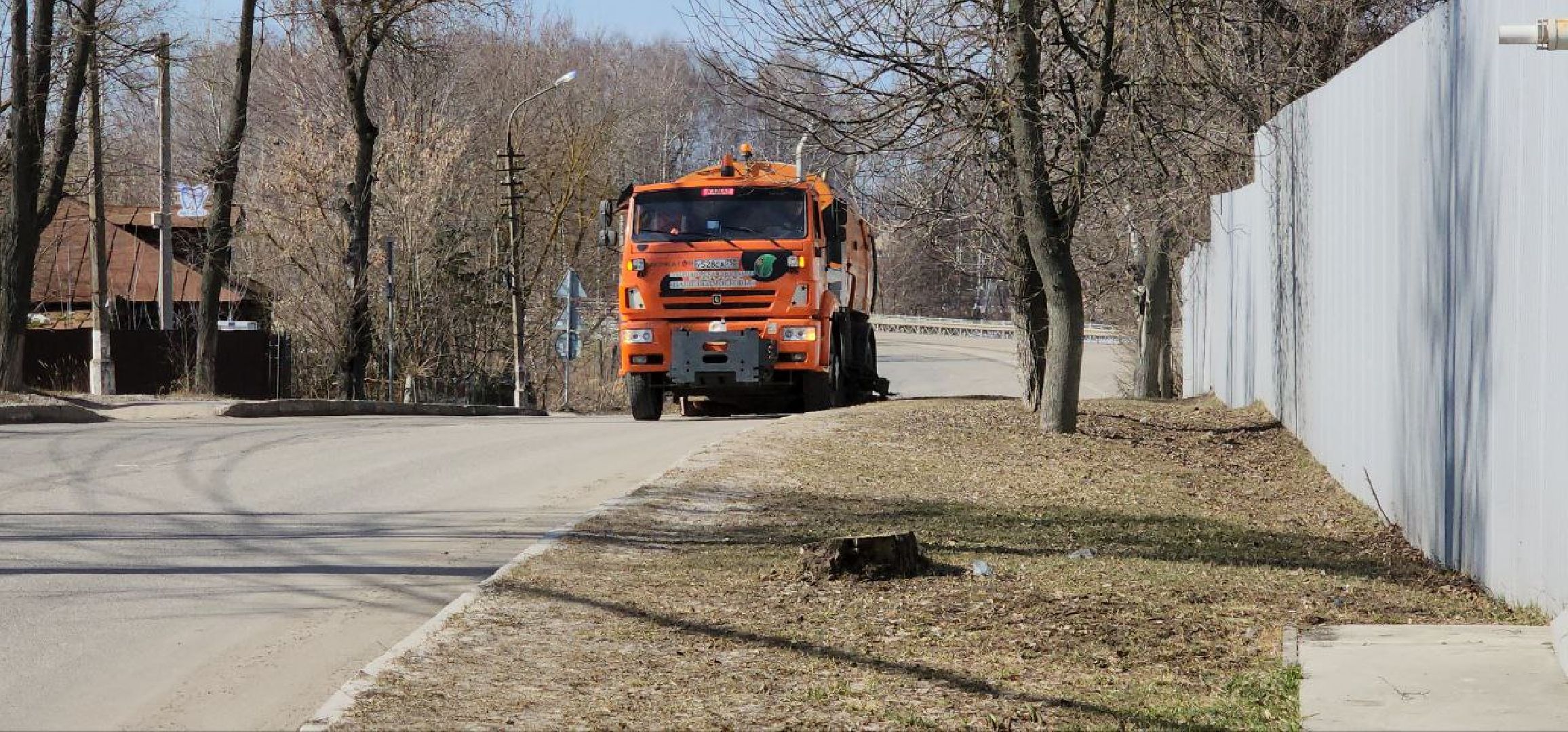 луховицы, уборка улиц города,