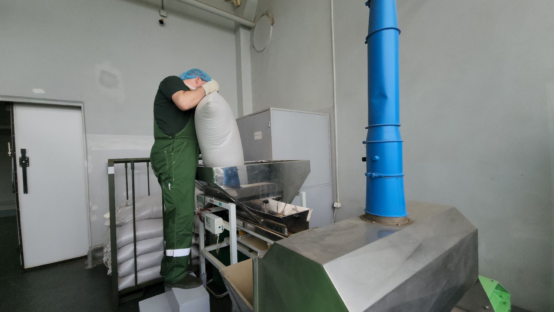 Красногорск, Завод, лекарственные травы,