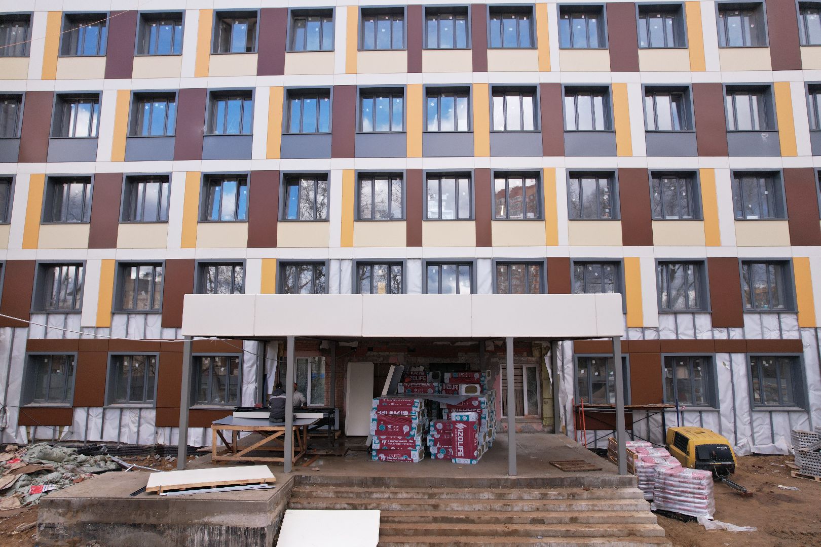 видео с коптера, капремонт роддома в химках,