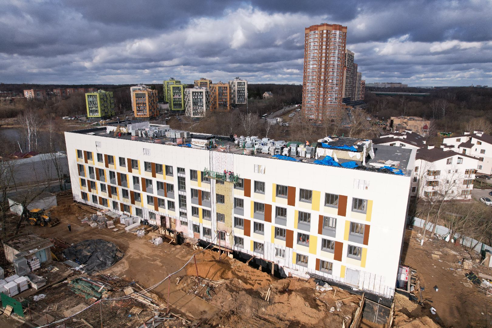 видео с коптера, капремонт роддома в химках,