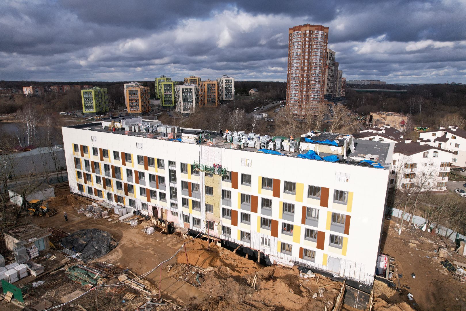 видео с коптера, капремонт роддома в химках,