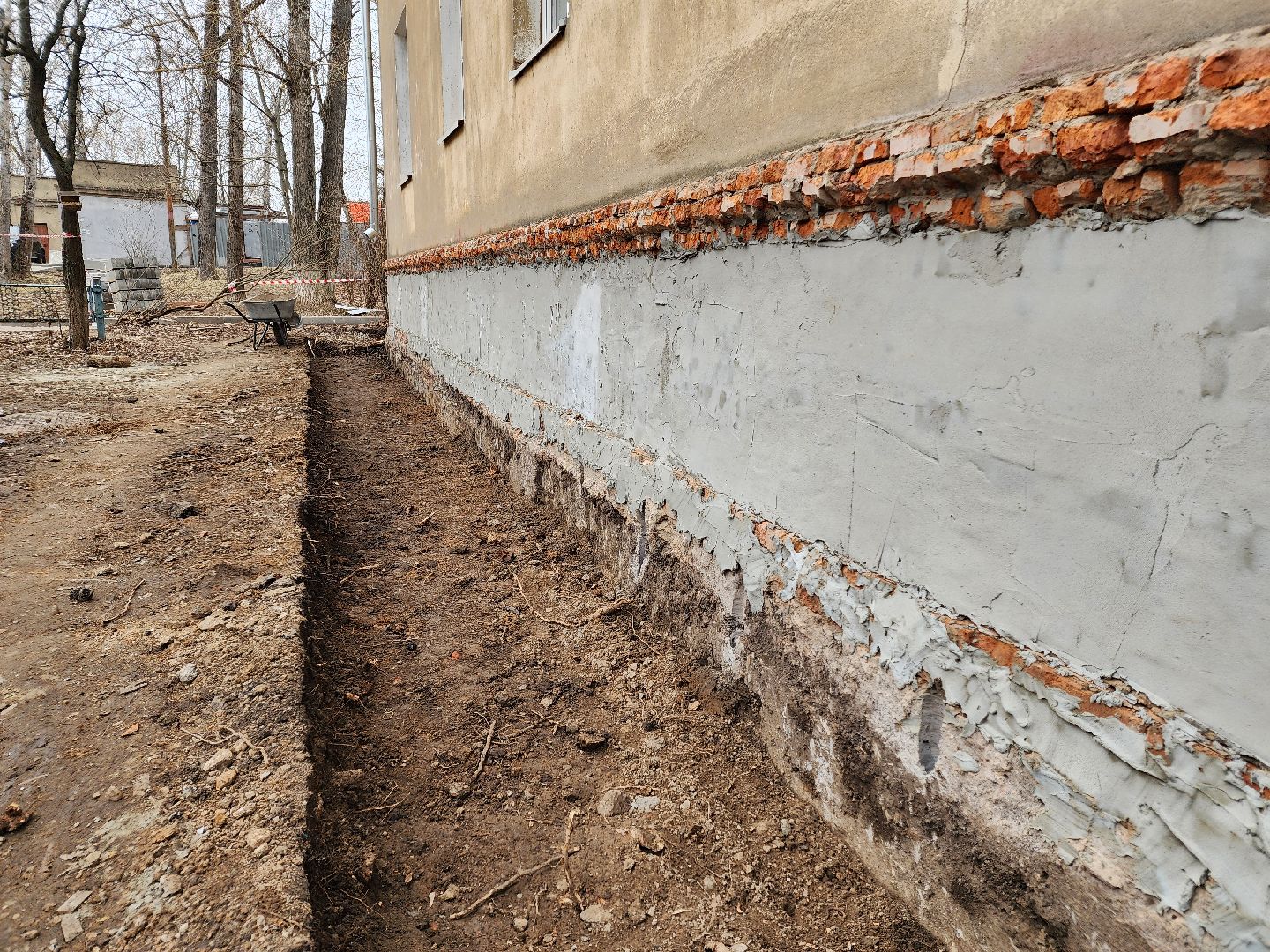 Чехов, улица Ильича 33, жилой дом, капитальный ремонт фундамента, отмостка, цоколь, бурение, заполнение пустот, укрепление и усиление фундамента, фонд капитального ремонта московской области,