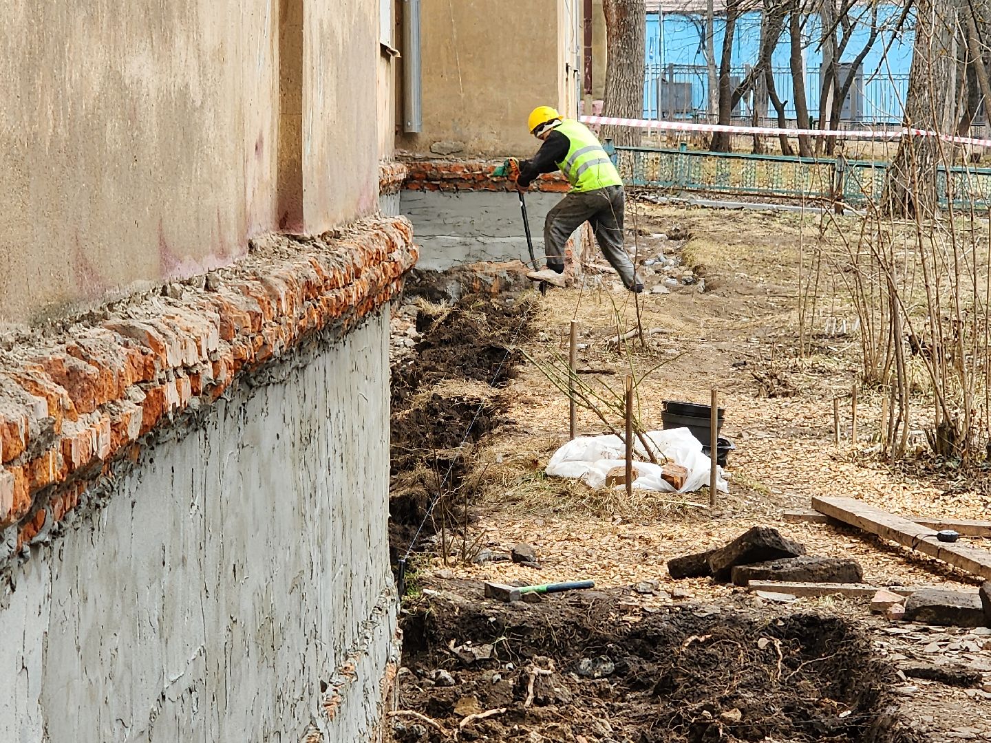 Чехов, улица Ильича 33, жилой дом, капитальный ремонт фундамента, отмостка, цоколь, бурение, заполнение пустот, укрепление и усиление фундамента, фонд капитального ремонта московской области,