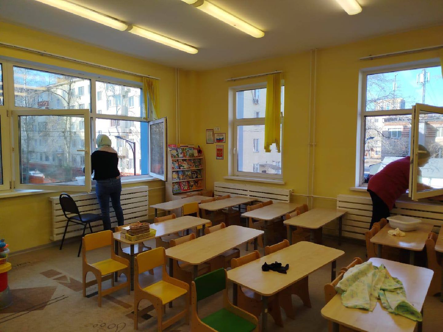 реутов, образование, уборка, субботник,дети на уборке,