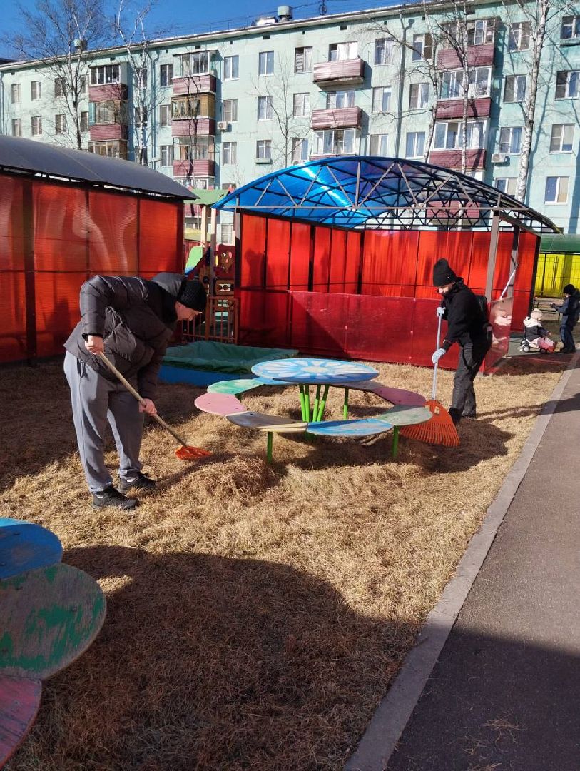 реутов, образование, уборка, субботник,дети на уборке,