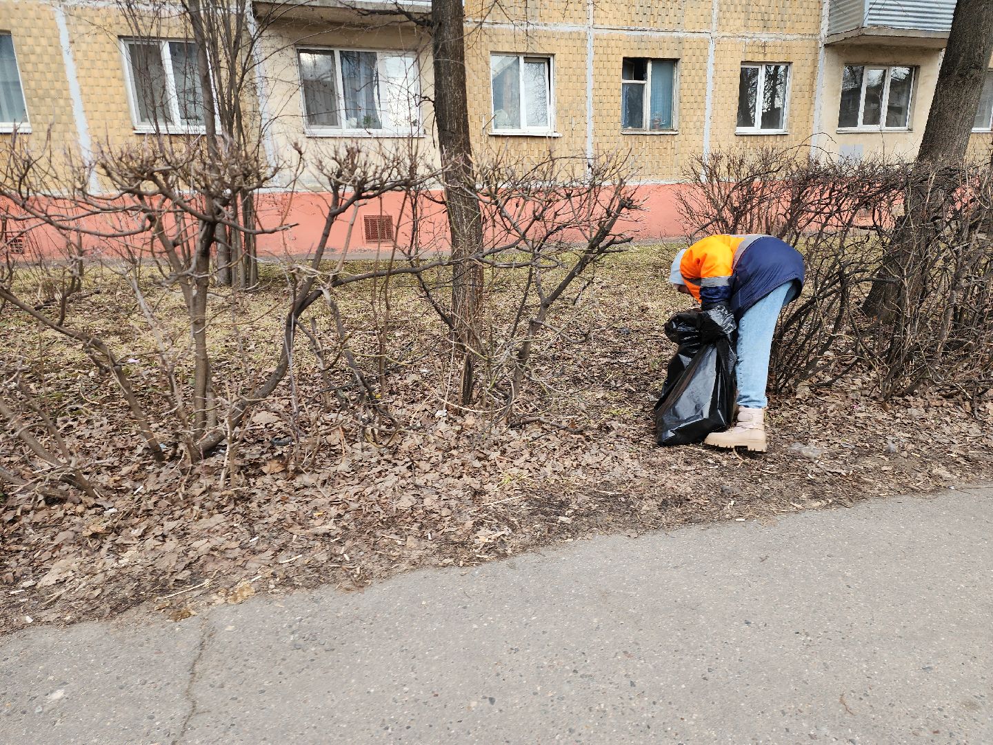серпухов, подмосковье, уборка улиц,
