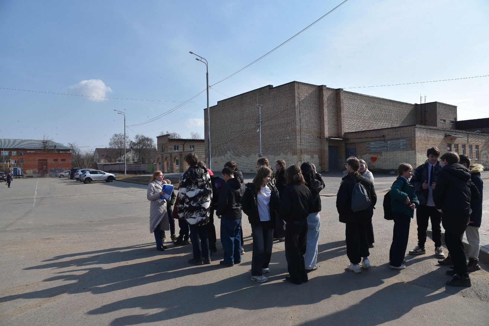 лотошино, лотошинская библиотека, лотошинский парк,