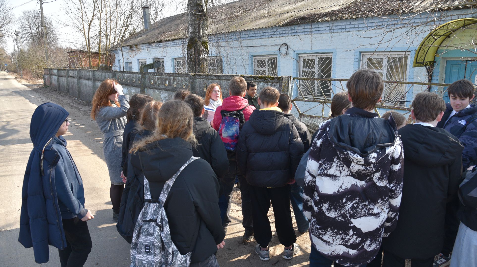 лотошино, лотошинская библиотека, лотошинский парк,