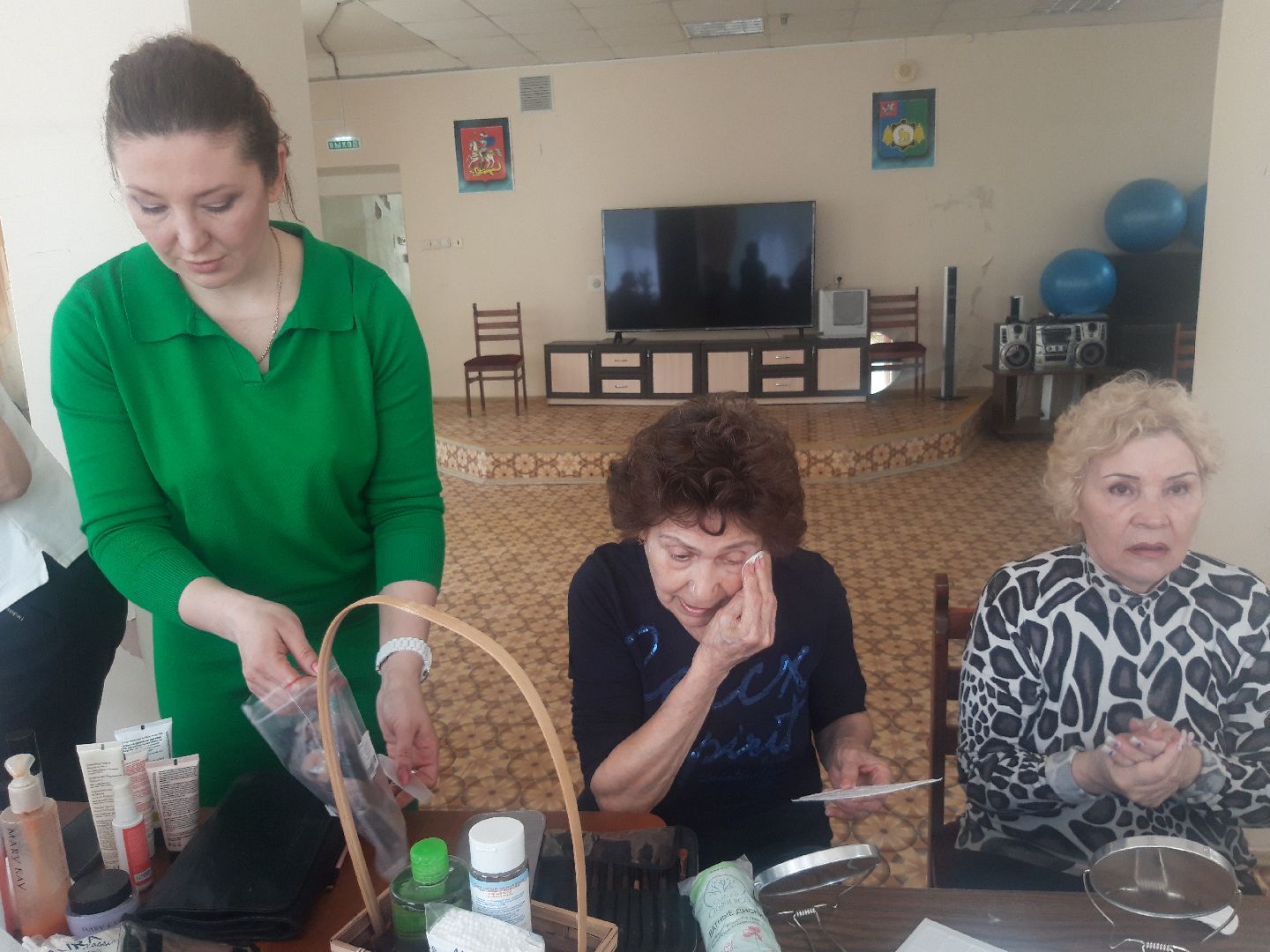 доброе дело, пенсионеры,