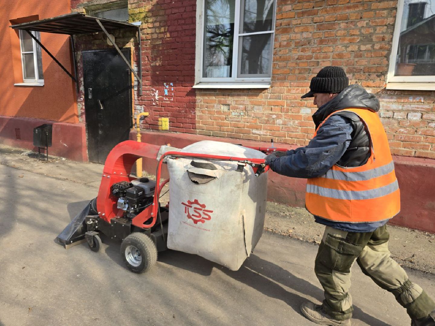 можайск, можайский муниципальный округ, подмосковье, жкх, уборка дворов, дворы,