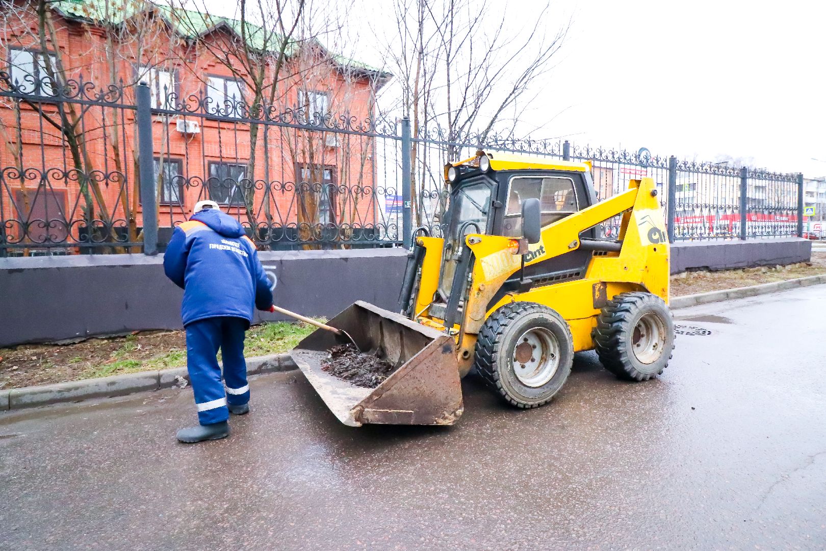 Клин, общество, благоустройство, ЖКХ, уборка дворов,