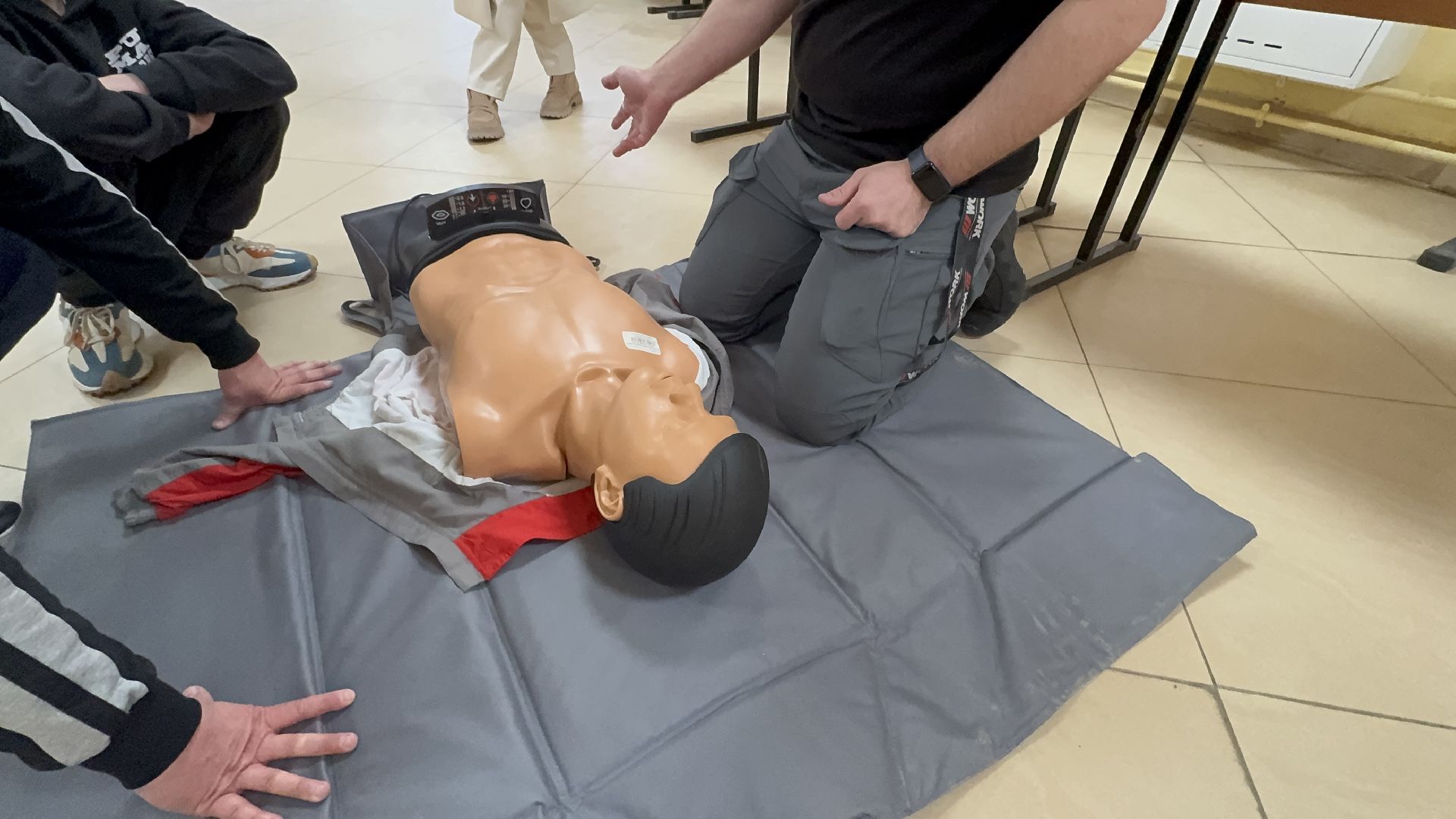 солнечногорск, волонтеры, тактическая медицина, лекция, жители,