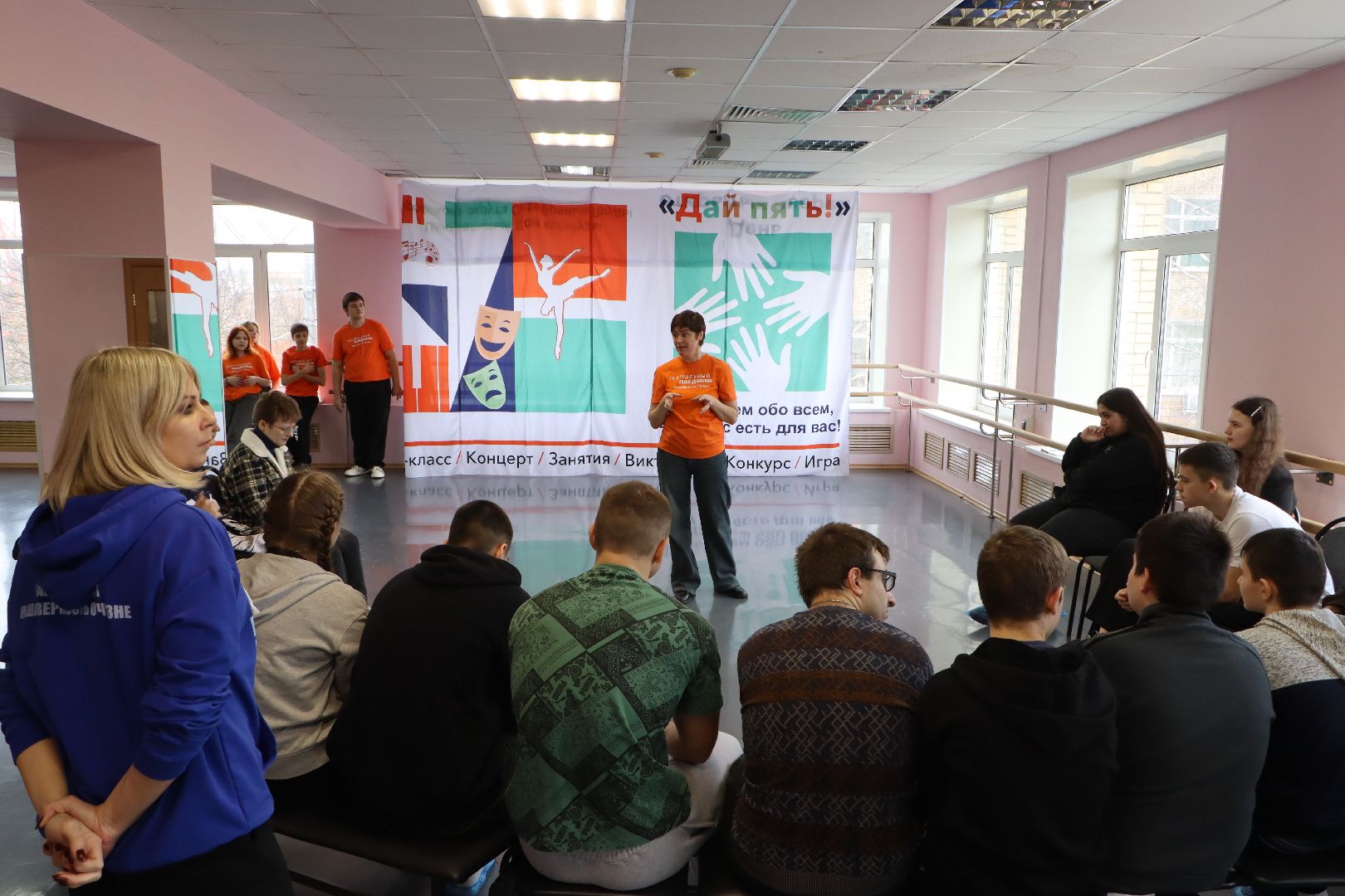 день работников театра, серебряные пруды, театральная студия сказка, молодогвардейцы серебряных прудов, сценическое искусство,