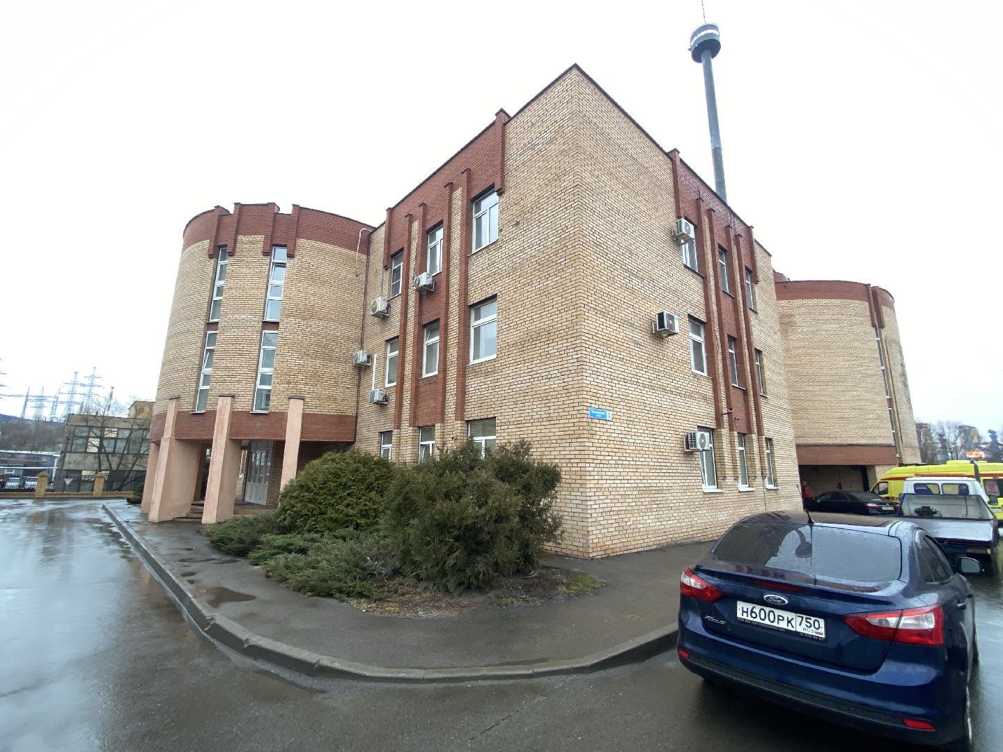 Скорая помощь, Автослесарь, Автослесарь для скорой,