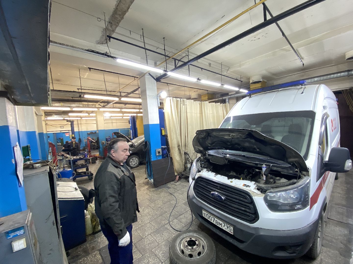 Скорая помощь, Автослесарь, Автослесарь для скорой,