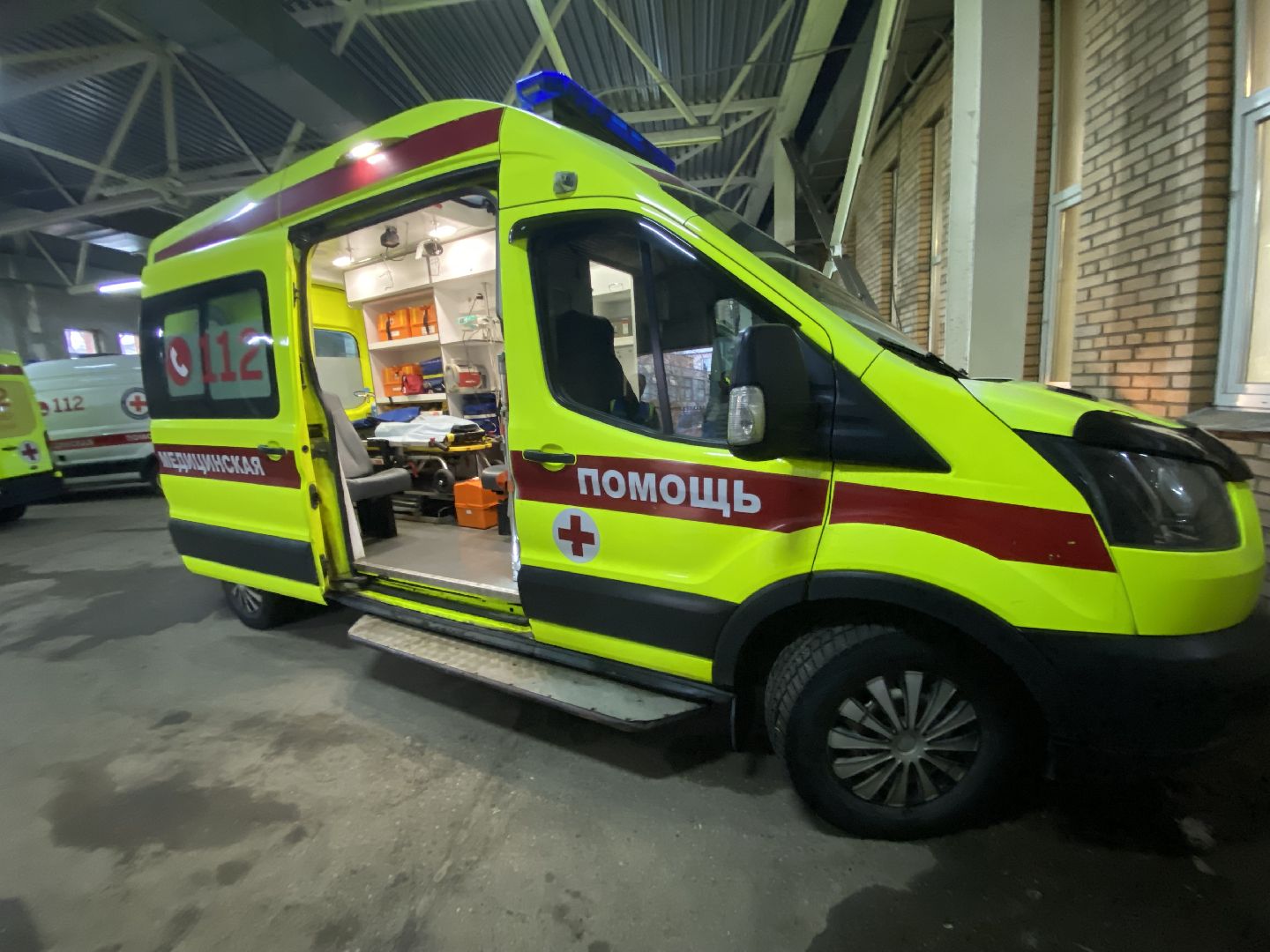 Скорая помощь, Автослесарь, Автослесарь для скорой,