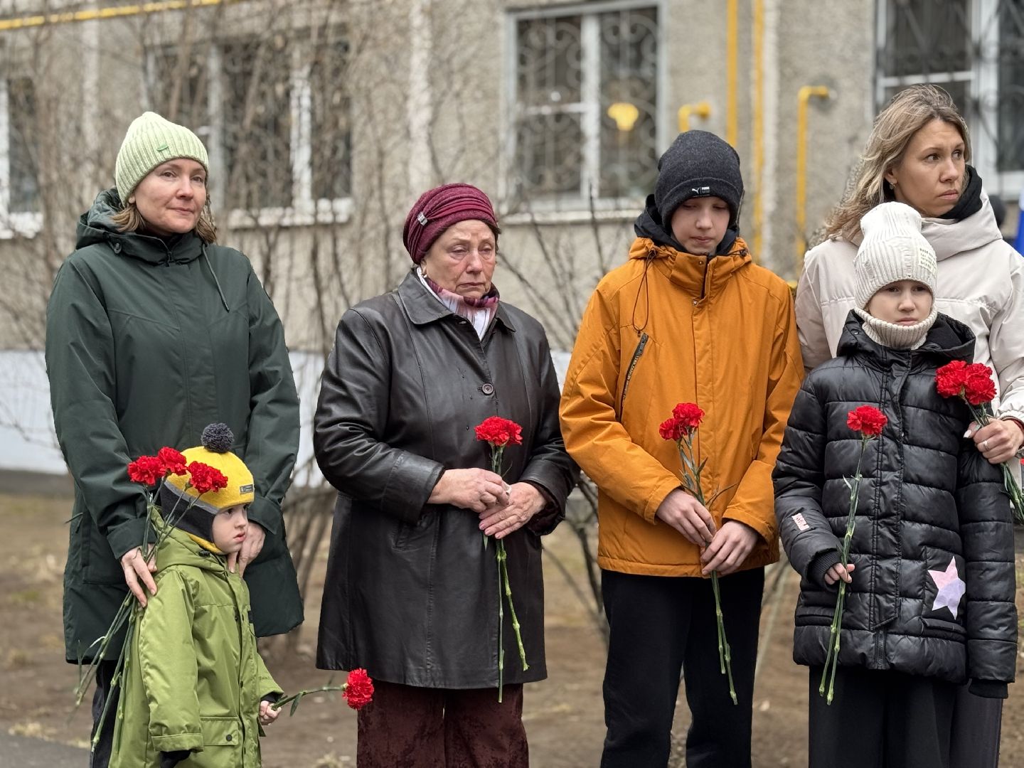 сво, балашиха, мемориальная доска, александр кирин,