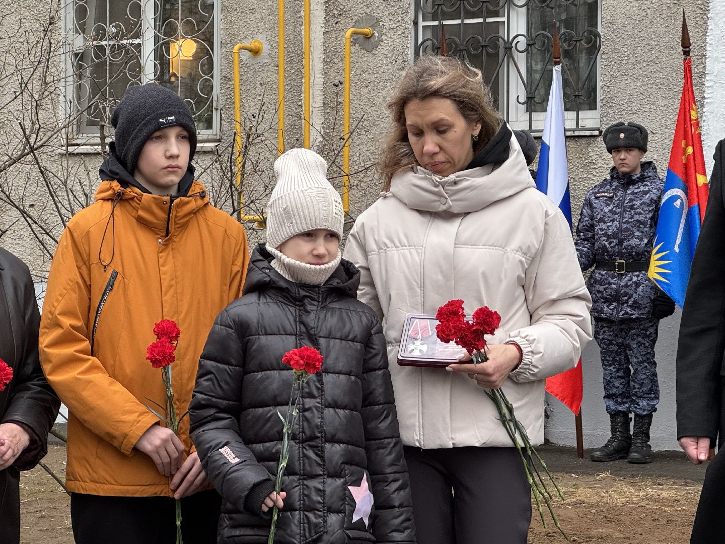 сво, балашиха, мемориальная доска, александр кирин,