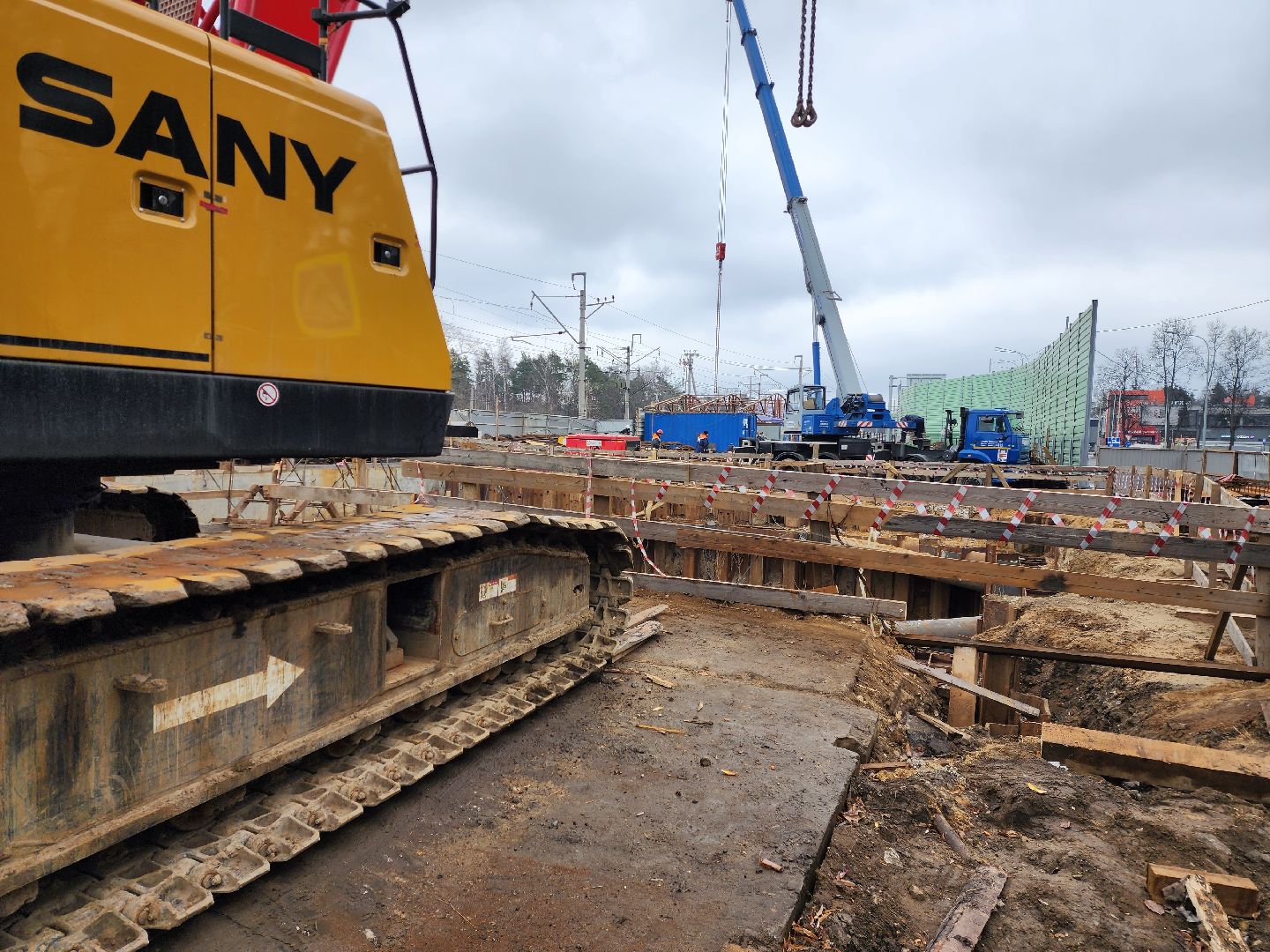 раменское, строительство, подземный пешеходный переход в Удельной, вертикальные видео,