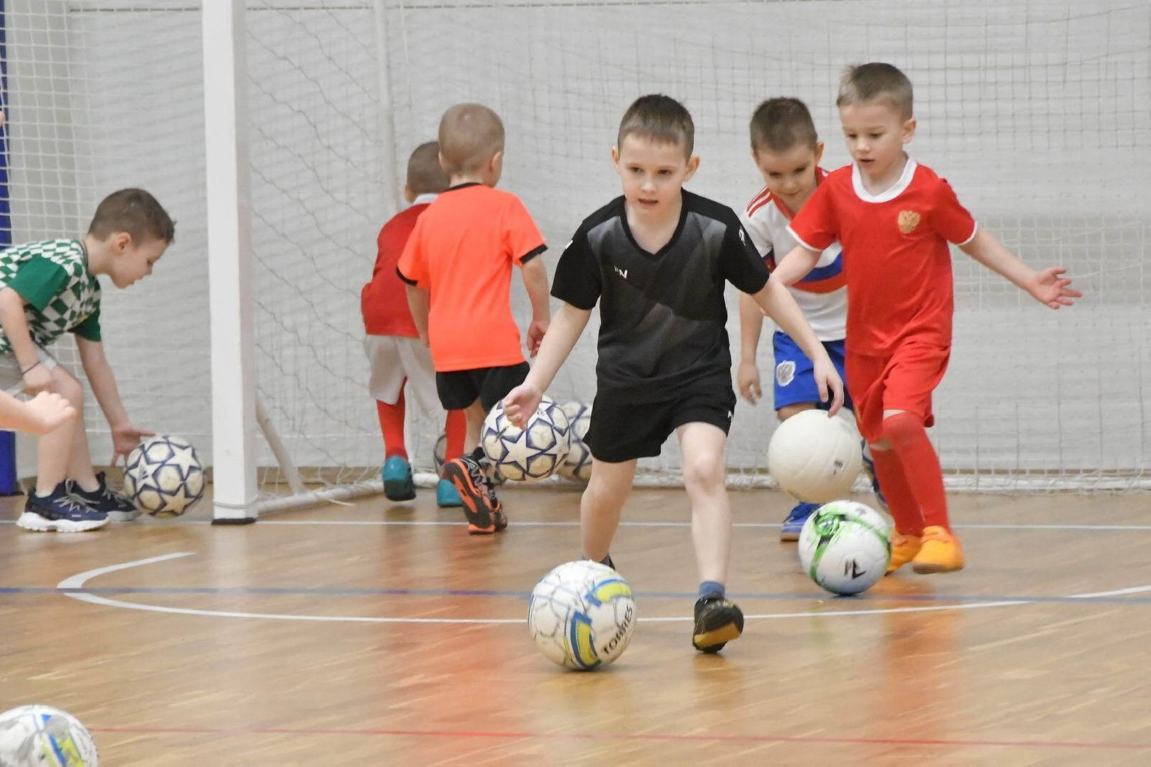Власиха спорткомплекс, ФОК им Толубко, спортшкола Власиха, футбол Власиха,
