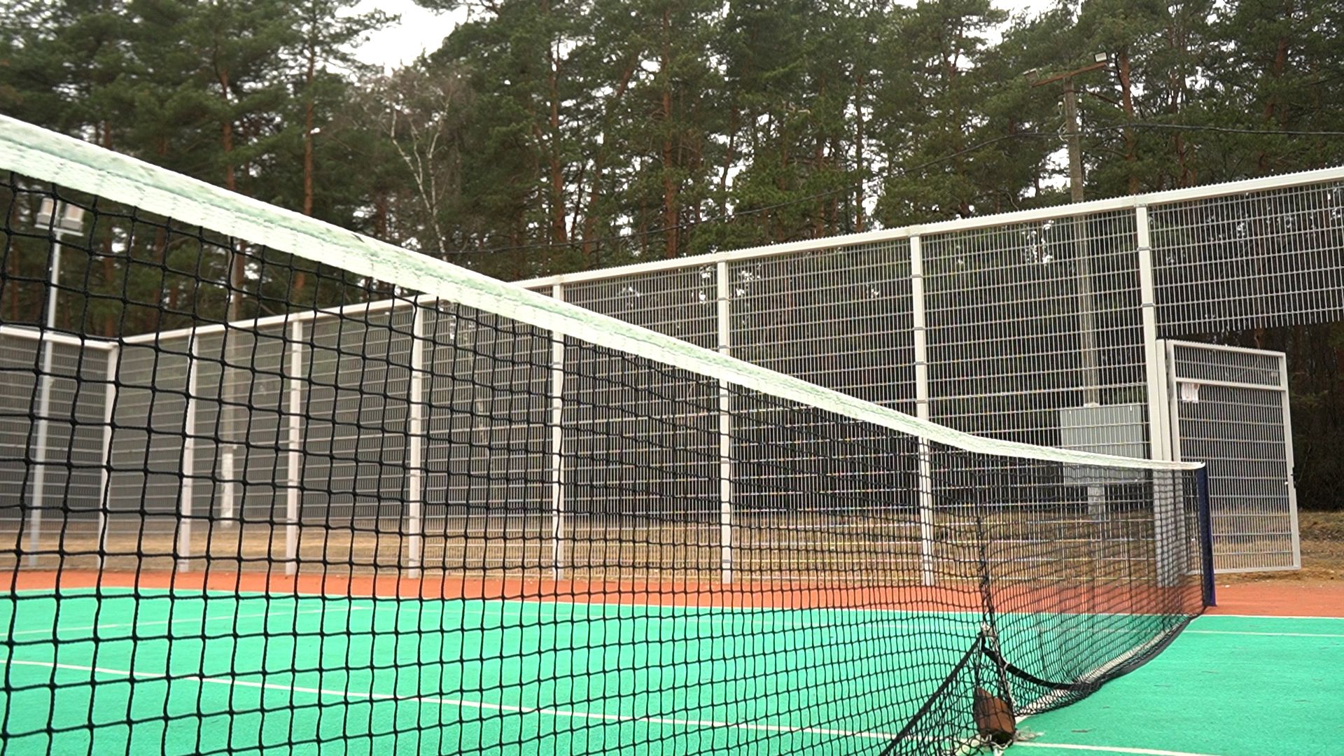 котельники, кузьминский лесопарк, теннисный корт, парки подмосковья,