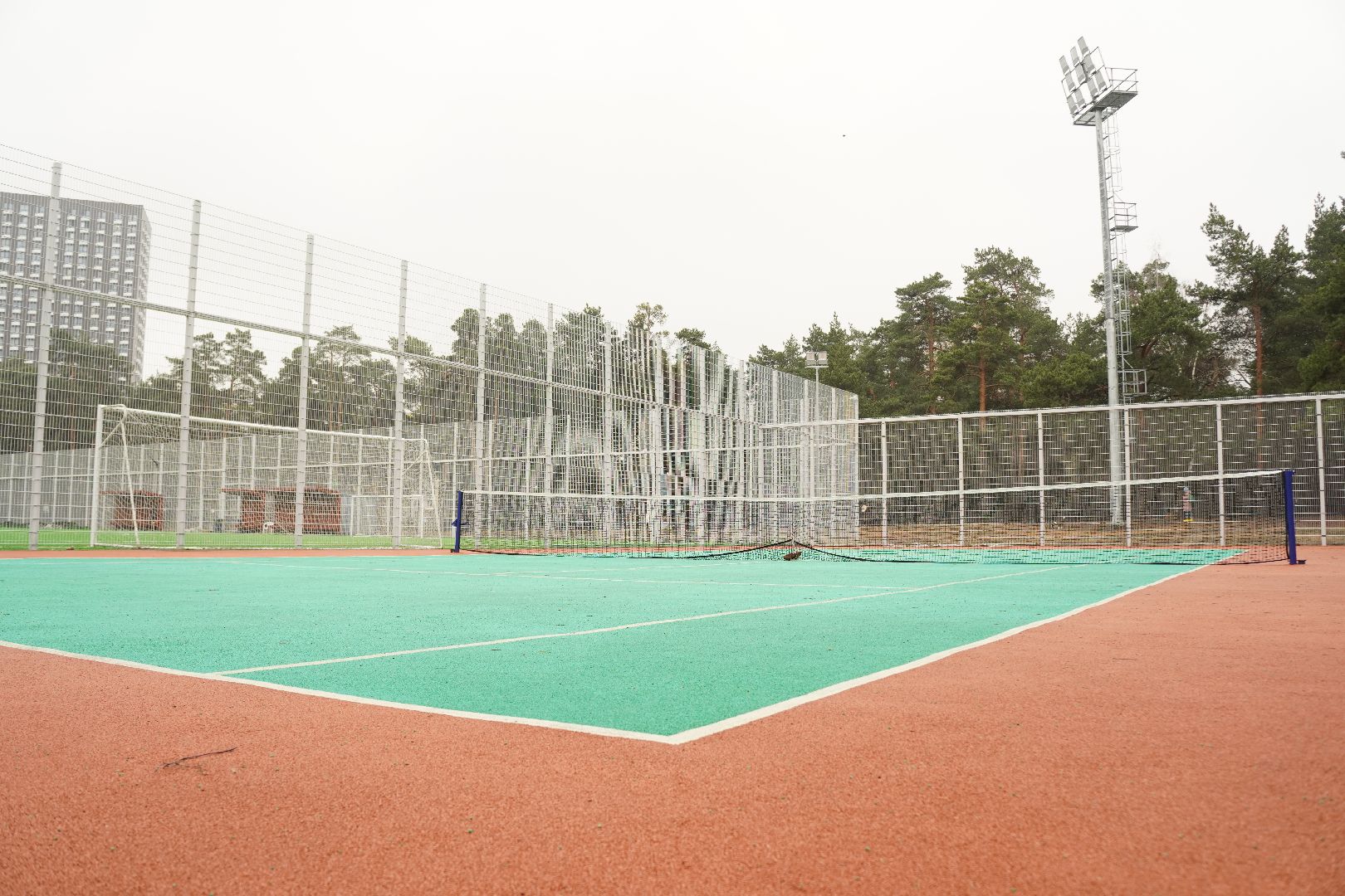 котельники, кузьминский лесопарк, теннисный корт, парки подмосковья,