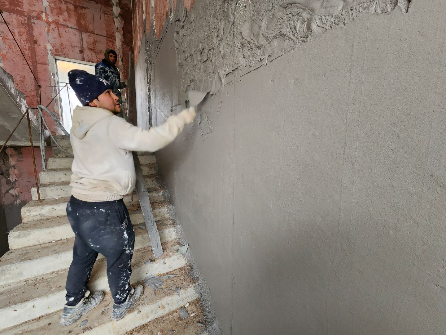 Чехов, школа 3, строительство пристройки на 200 мест, черновая отделка помещений, лестничные клетки, штукатурка, утепление фасада, монтаж инженерных сетей, госпрограмма московской области,