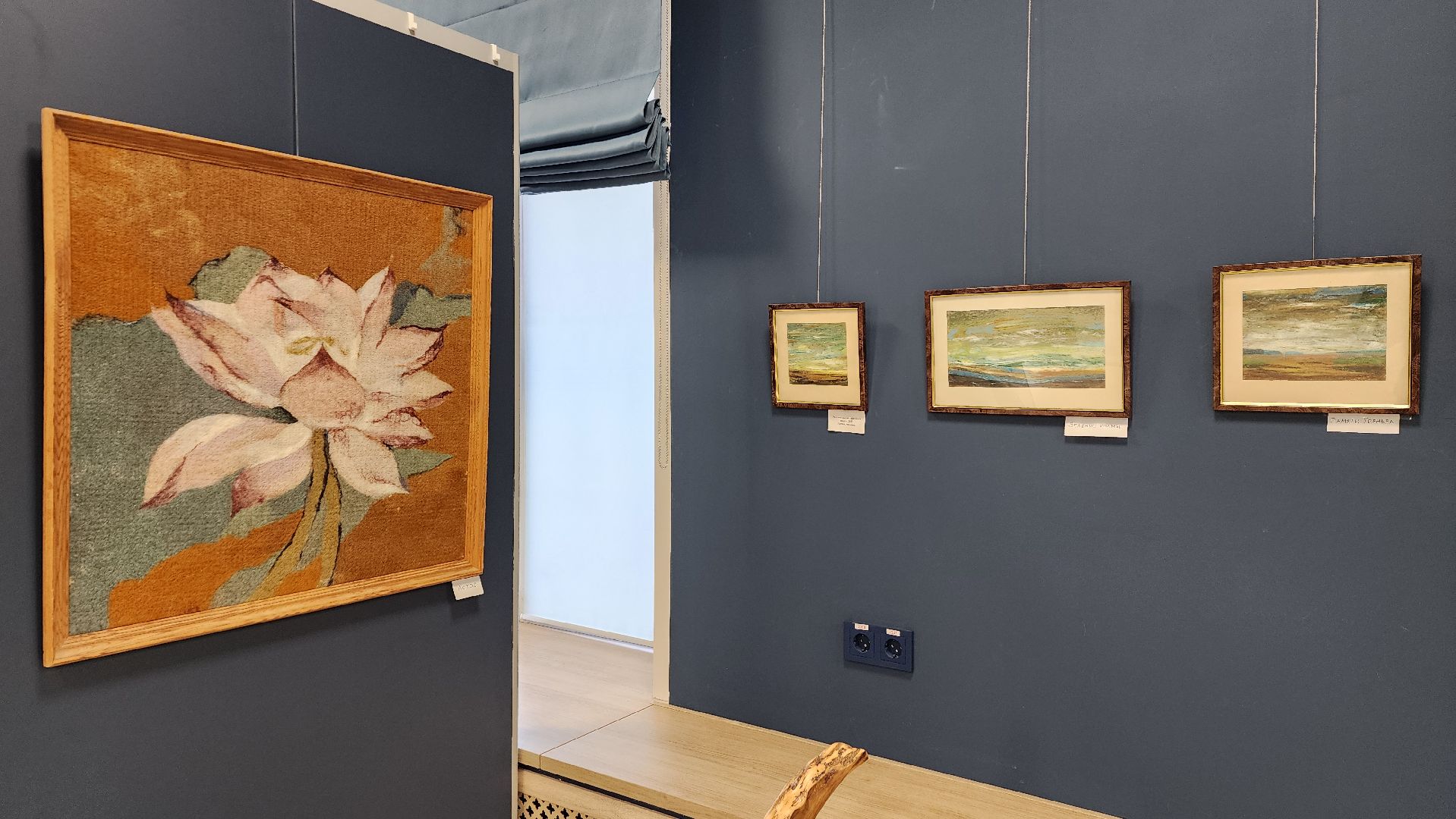 художественная выставка, художник, ивантеевка, библиотека, гобелен, картины маслом, пастель,