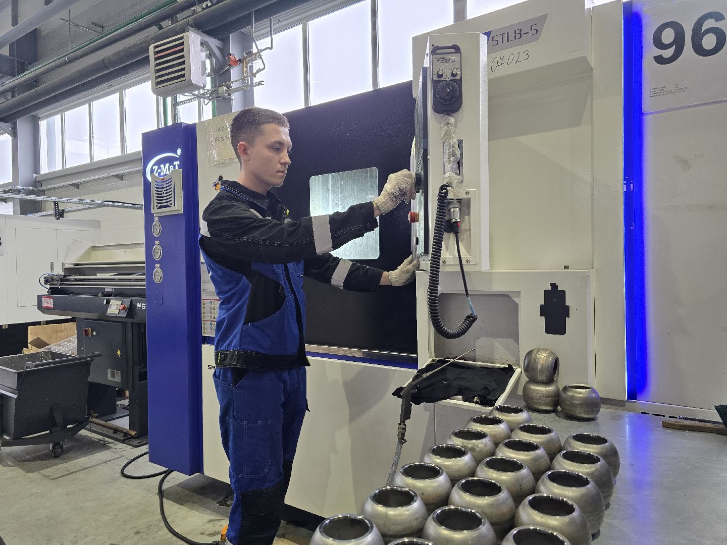 Коломна, производственный цех, молодые специалисты,