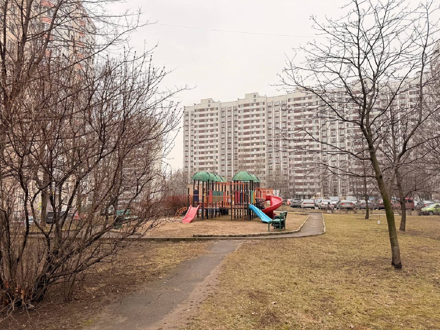 реутов, благоустройство, каштановый сквер, детская площадка, видеонаблюдение,