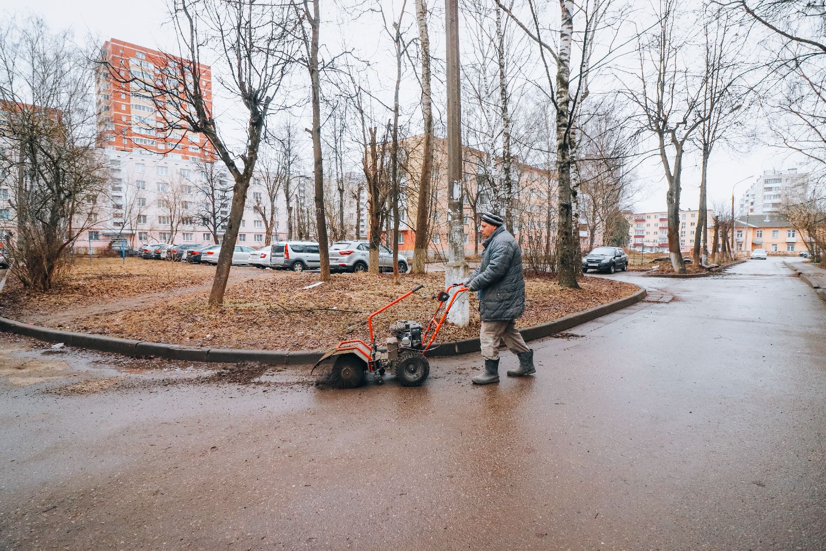 Клин, общество, ЖКХ, дворники, истории, уборка дворов,