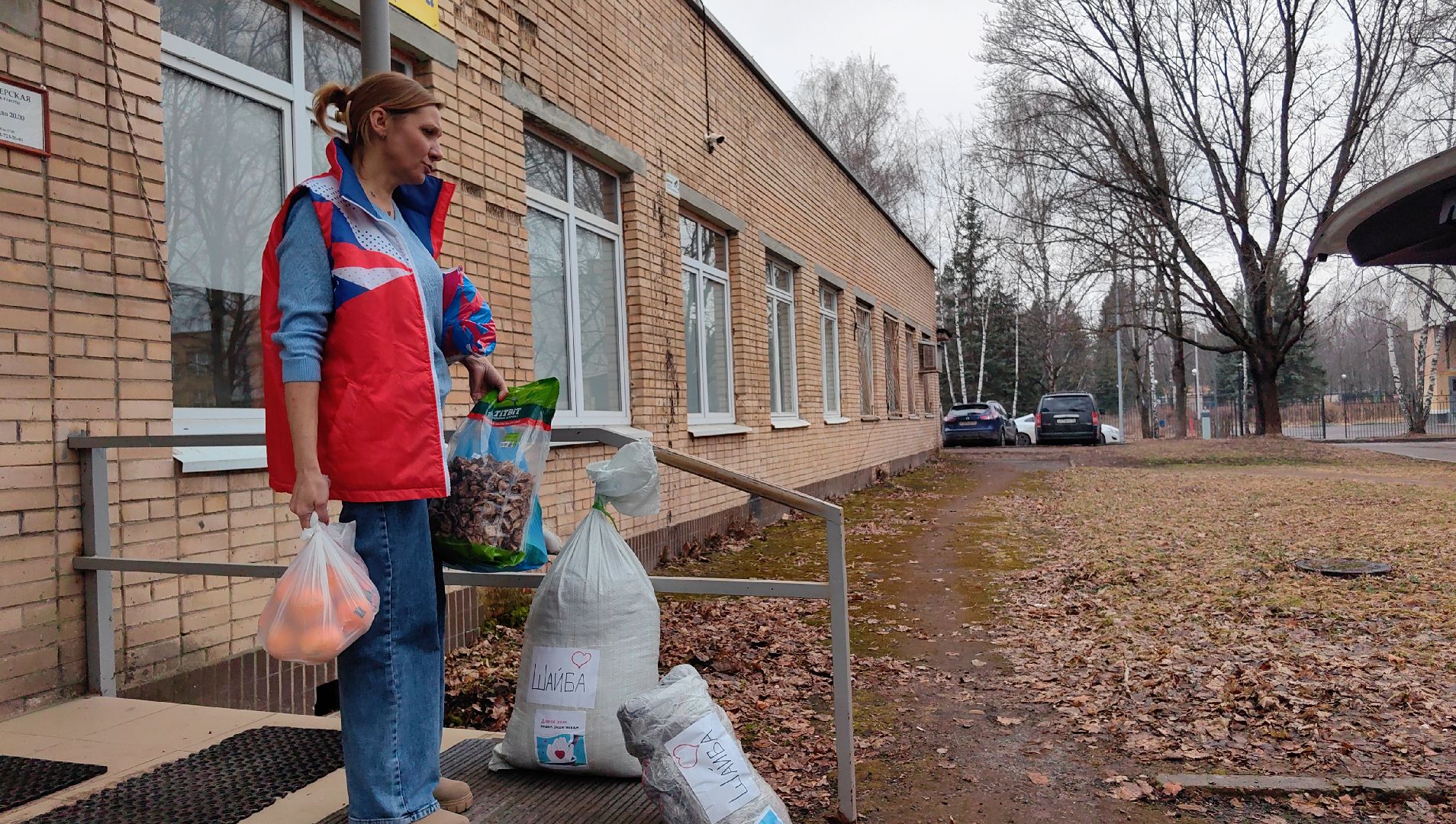 гуманитарная помощь, маскировочные сети, медикаменты, окопные свечи,