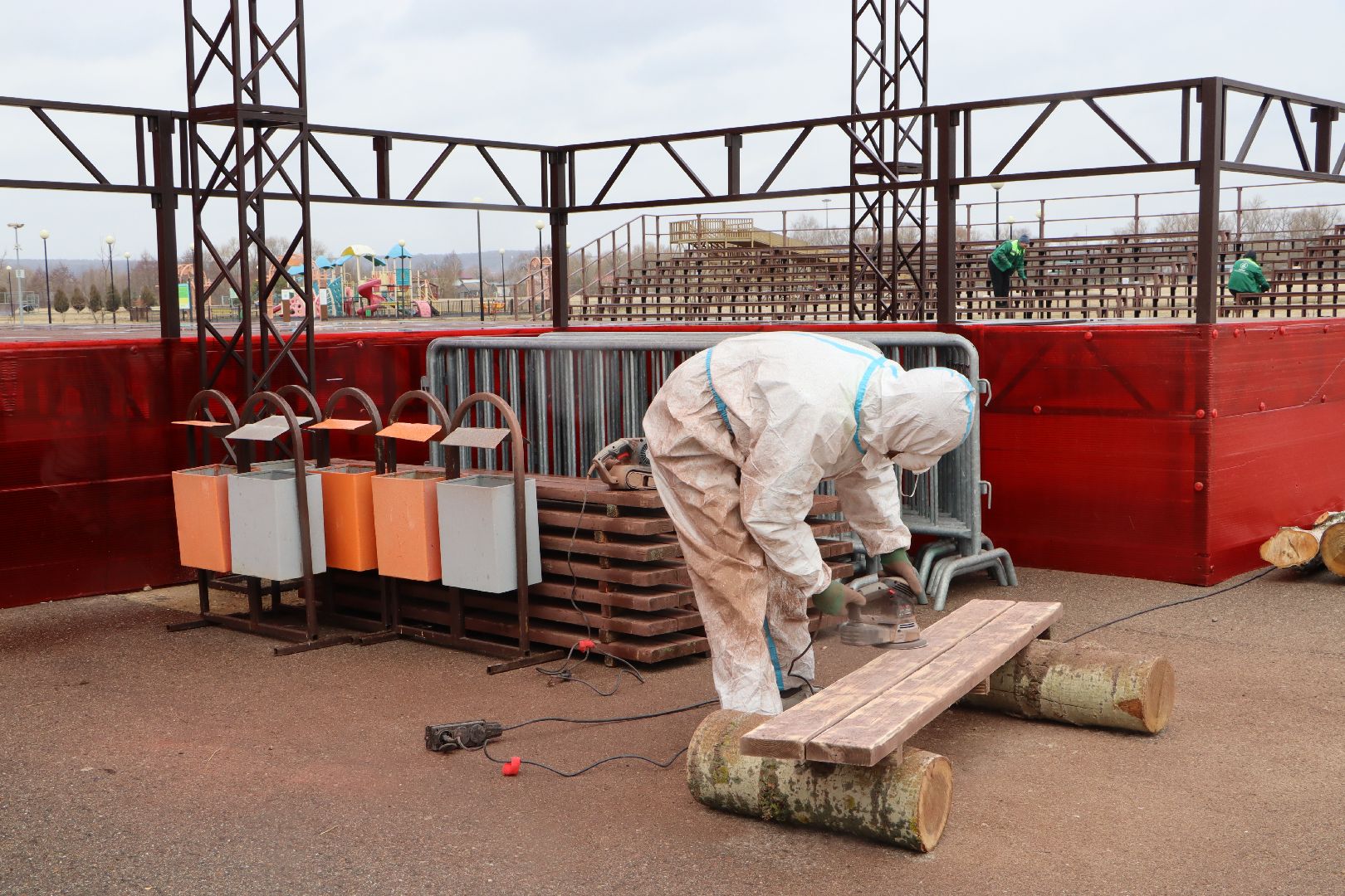 серебряные пруды, парк серебряный, благоустройство, месячник чистоты,