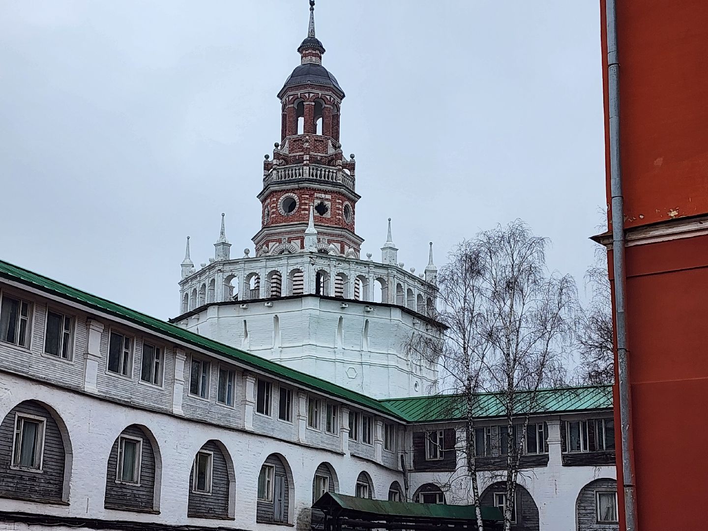 сергиев посад, троице-сергиева лавра, раскопки, сергиево-посадский музей-заповедник,древний водопровод,