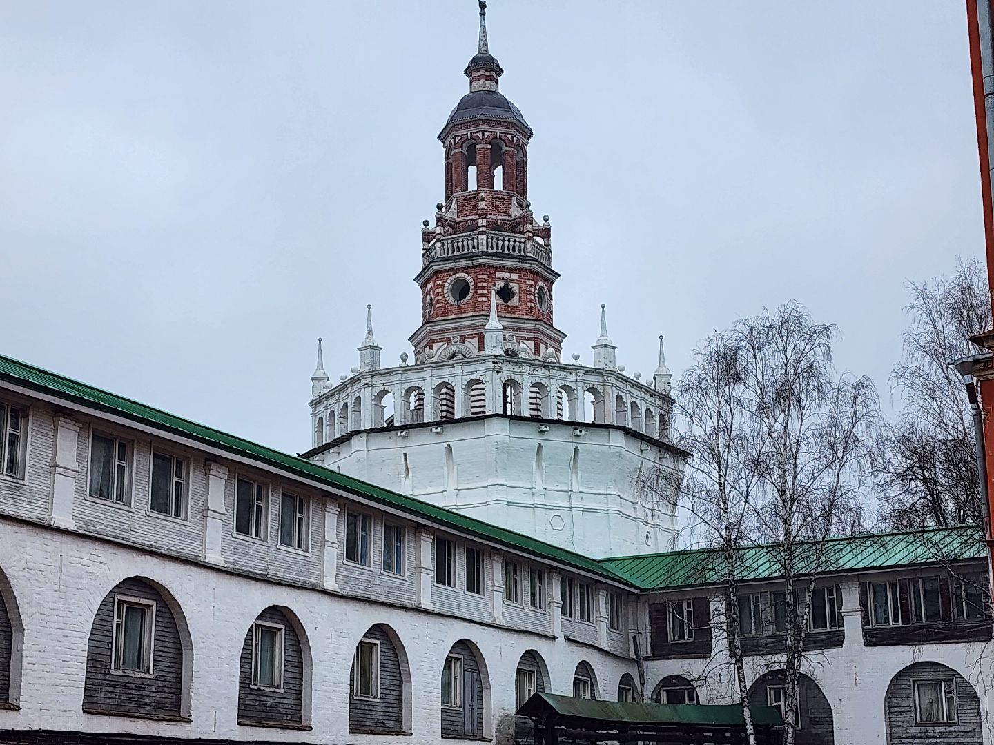 сергиев посад, троице-сергиева лавра, раскопки, сергиево-посадский музей-заповедник,древний водопровод,