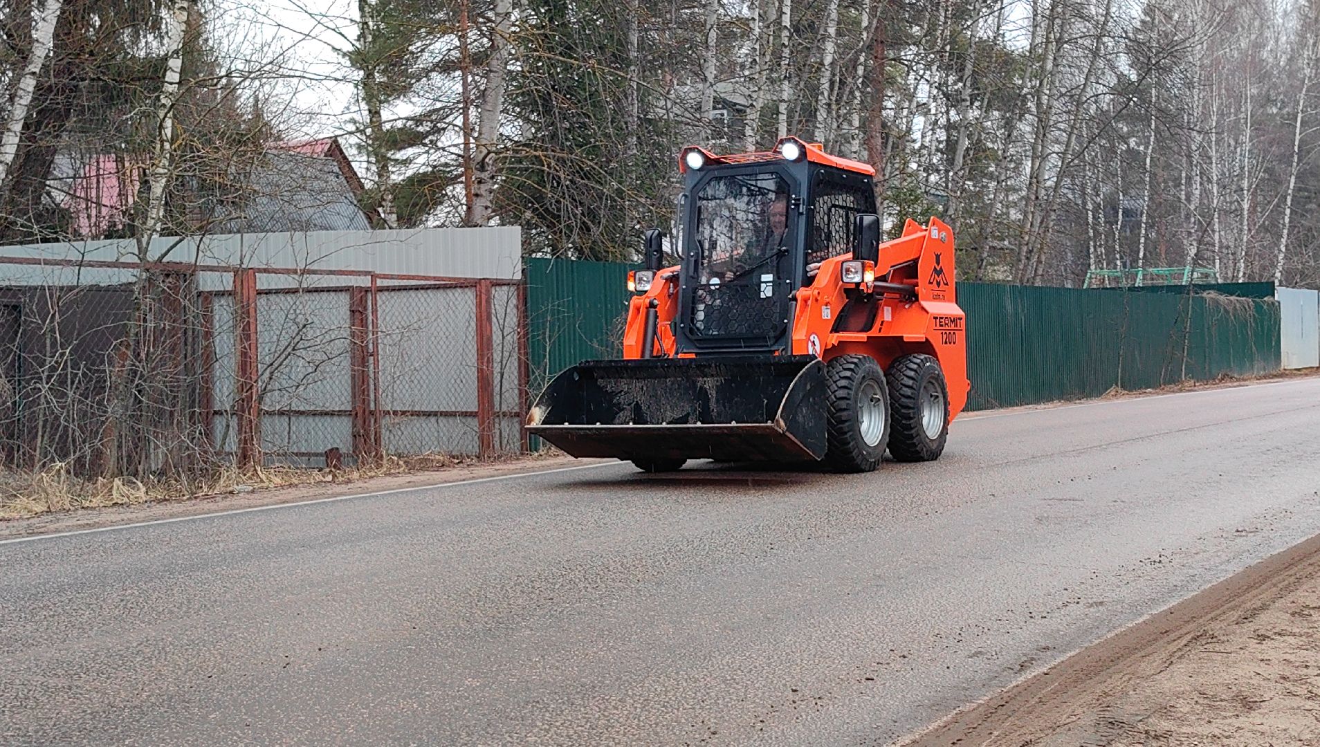кдм, камаз, самосвал, уборка, месяц чистоты, мини-погрузчик, техника,