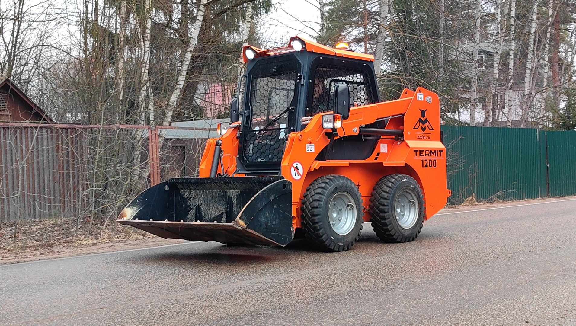 кдм, камаз, самосвал, уборка, месяц чистоты, мини-погрузчик, техника,