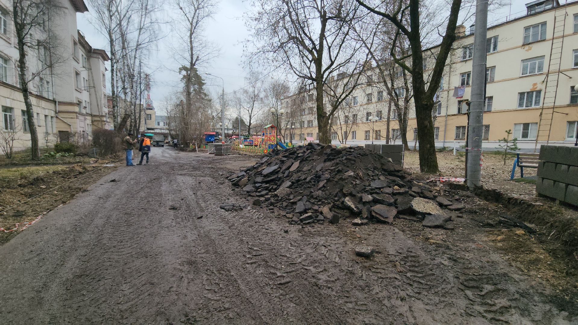 ремонт двора, красногорск, благоустройство дворовых территорий,