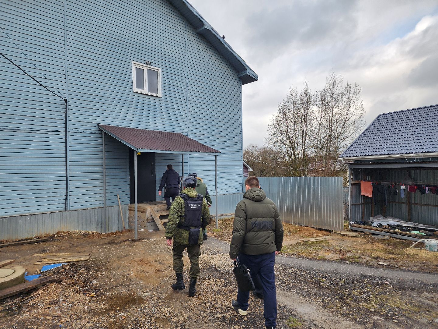 Чехов, село Новоселки, следственный комитет, полиция, военкомат, рейд, проверка, бывшие мигранты, постановка на воинский учет, призыв на военную службу, уклонение от призыва в армию, хостел для мигрантов, повестки,