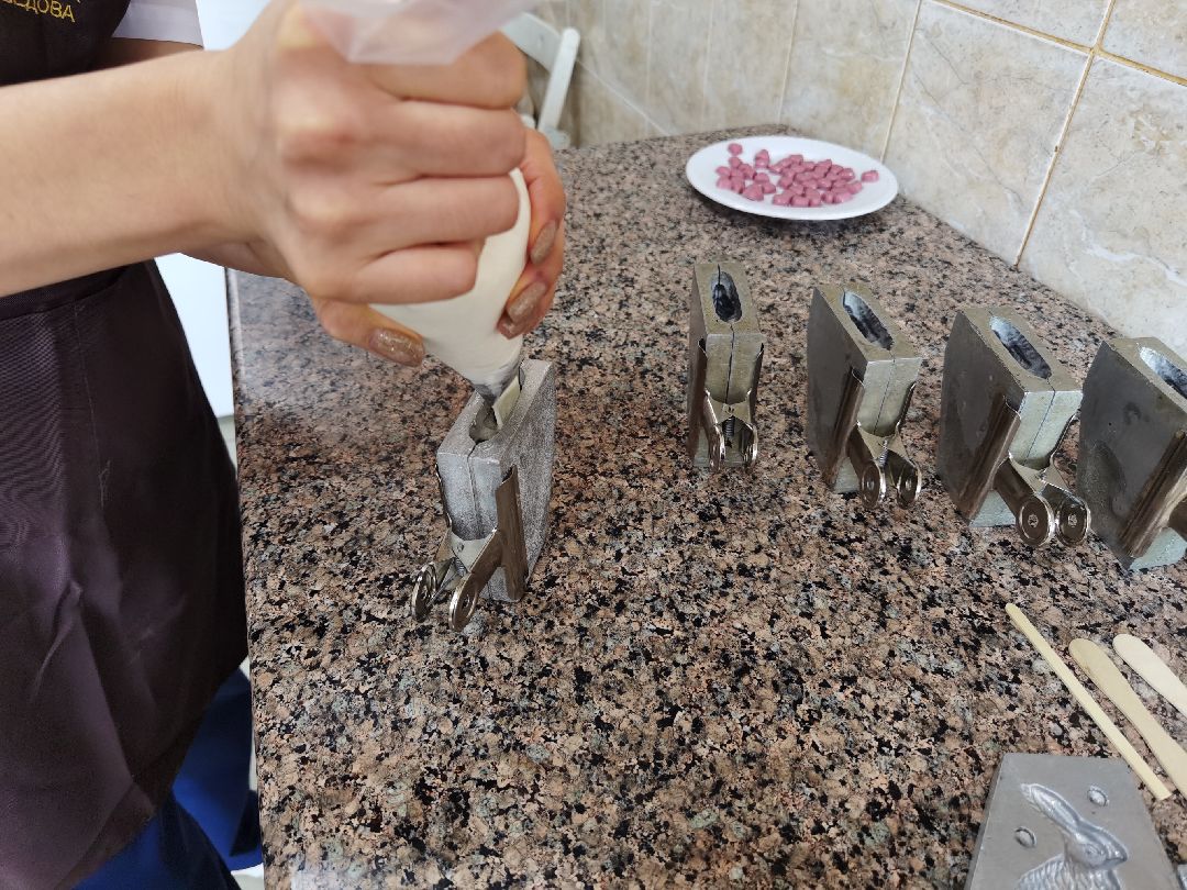 Коломна, общество