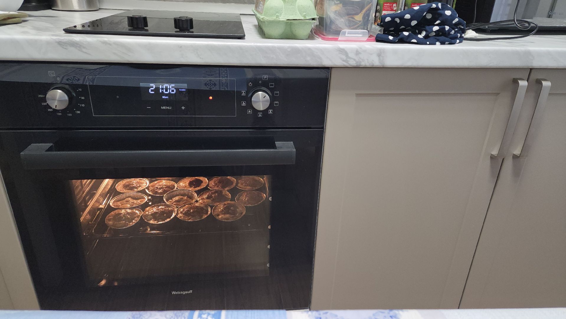 ивантеевка, центр социального обслуживания, дети с особенностями развития, мастер-класс,кухня, пирожные, социализация детей,